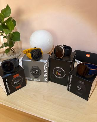 Orologi sportivi GPS Suunto e Garmin
