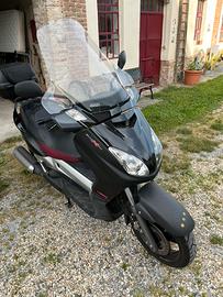 Yamaha x max 250
