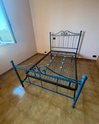 Sponde per letto una piazza e mezzo in ferro