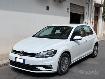 VOLKSWAGEN Golf 7ª serie - 2017