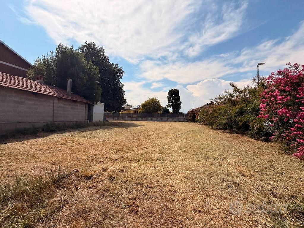 Terreno di 1200 m² a Orbassano - Vista 2