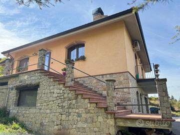 Villa in Pignola -PZ-