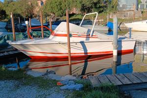 cabinato Solcio 21 cabin