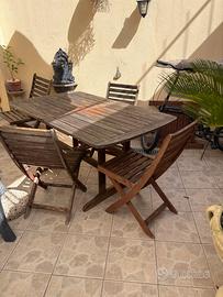 Tavolo più sedie legno