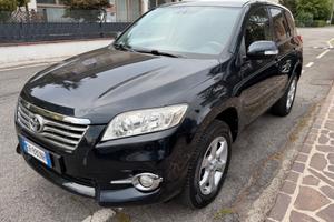 Toyota RAV 4 RAV4 Crossover 2.2 D-Cat 177 CV Execu