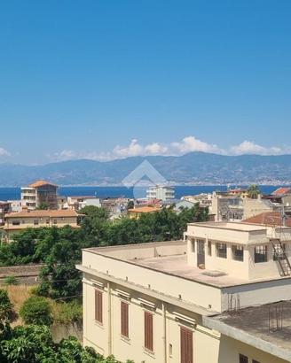 3 LOCALI A REGGIO DI CALABRIA