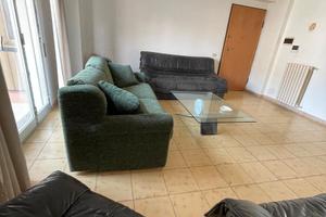 Luminoso appartamento con posto auto