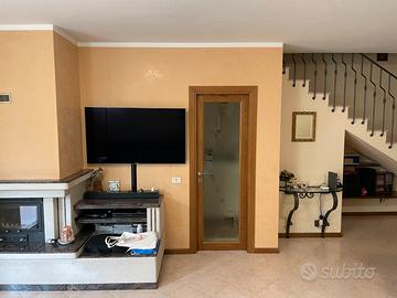 Villa a Schiera Viciomaggio