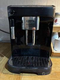 Macchina caffé Magnifica Evo