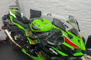 Kawasaki Ninja Zx6r 2024