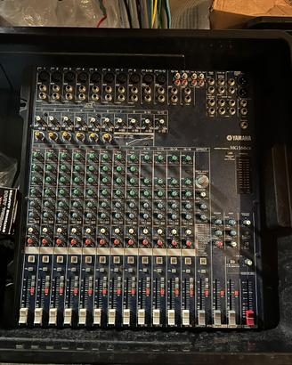 MIXER Yamaha 16 canali Pro