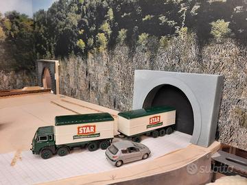 Acces. plastico : camion con rimorchio H0
