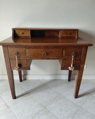 scrittoio in legno arte povera