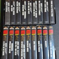 James Bond 007 Collection VHS con contenitori