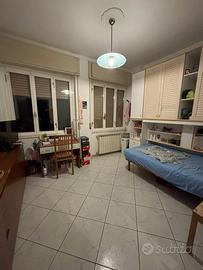 Camera singola arredata mq. 12