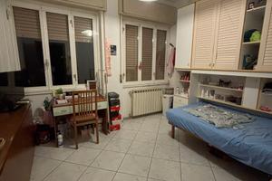 Camera singola arredata mq. 12