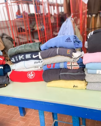Lotto 5kg abbigliamento firmato usato