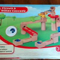 circuito in legno per biglie