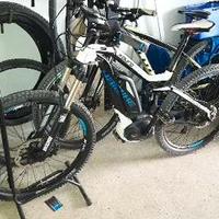 mountain bike con pedalata assistita