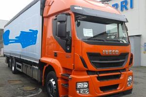 Autocarro Iveco Stralis