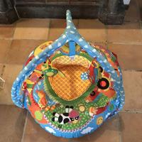 Nido gonfiabili con giochetti