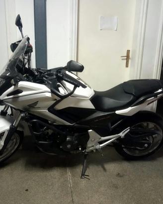 HONDA NC 750 FINANZ. NO ANTICIPO NO BUSTA PAGA