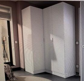 Armadio ad angolo 3 ante marca Dmora