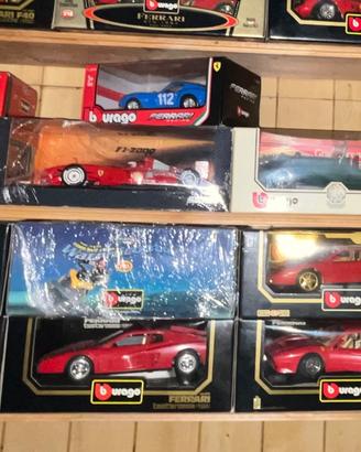 Bburago é  Hotwheels tenute sempre in scatola