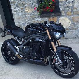 Triumph speed triple