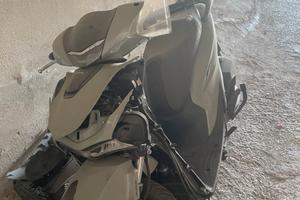 Sh 125 incidentato
