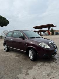 Lancia Ypsilon DIVA, 1.3 MJT, 75 CV (neopatentato)