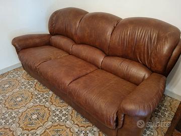 Divano Ecopelle 3 posti con Letto