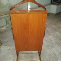 Servo muto Appendi giacca stira pantaloni B&B