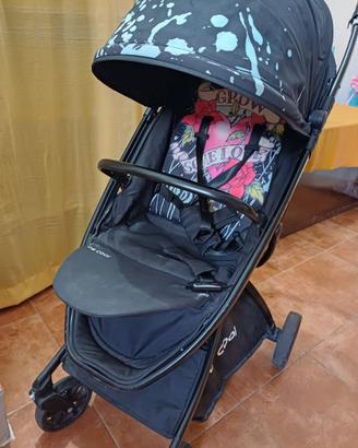 Passeggino pieghevole