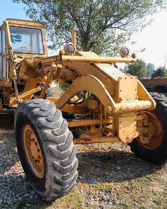 Grader Caterpillar 12G s/n 61M2511