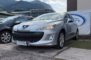 Peugeot 308 1.6 HDi 110CV 5p. 2-Tronic Tecno