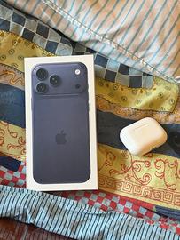 Iphone 17 Pro Max e cuffie Airpods 3 Pro ins