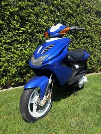 Yamaha Aerox 50
