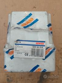 cassetta di derivazione con coperchio alto 