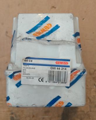 cassetta di derivazione con coperchio alto 