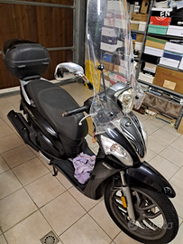 Scooter fermo