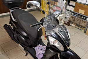 Scooter fermo non marciante