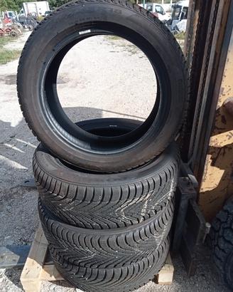 Gomme Pirelli Winter 215/55/r18 M+S