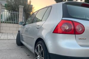 Golf 5 1.9 105