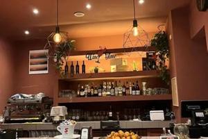 Ristorante pizzeria con forno a legna