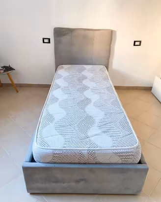 Letto singolo più materasso
