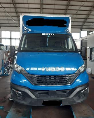 Furgone Iveco Daily 35C16