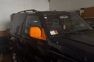 Mitsubishi pajero autocarro