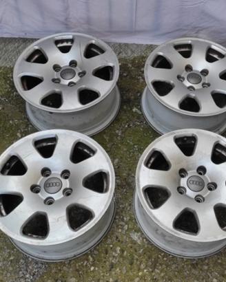 4 cerchi in lega audi da 15