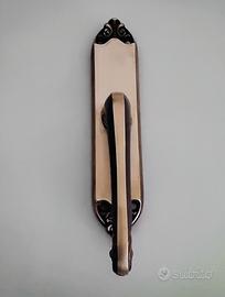 Maniglia cremonese per finestra 